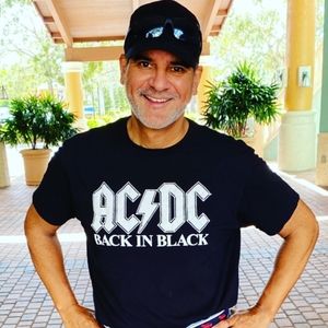 Meet your Posher, Oswaldo